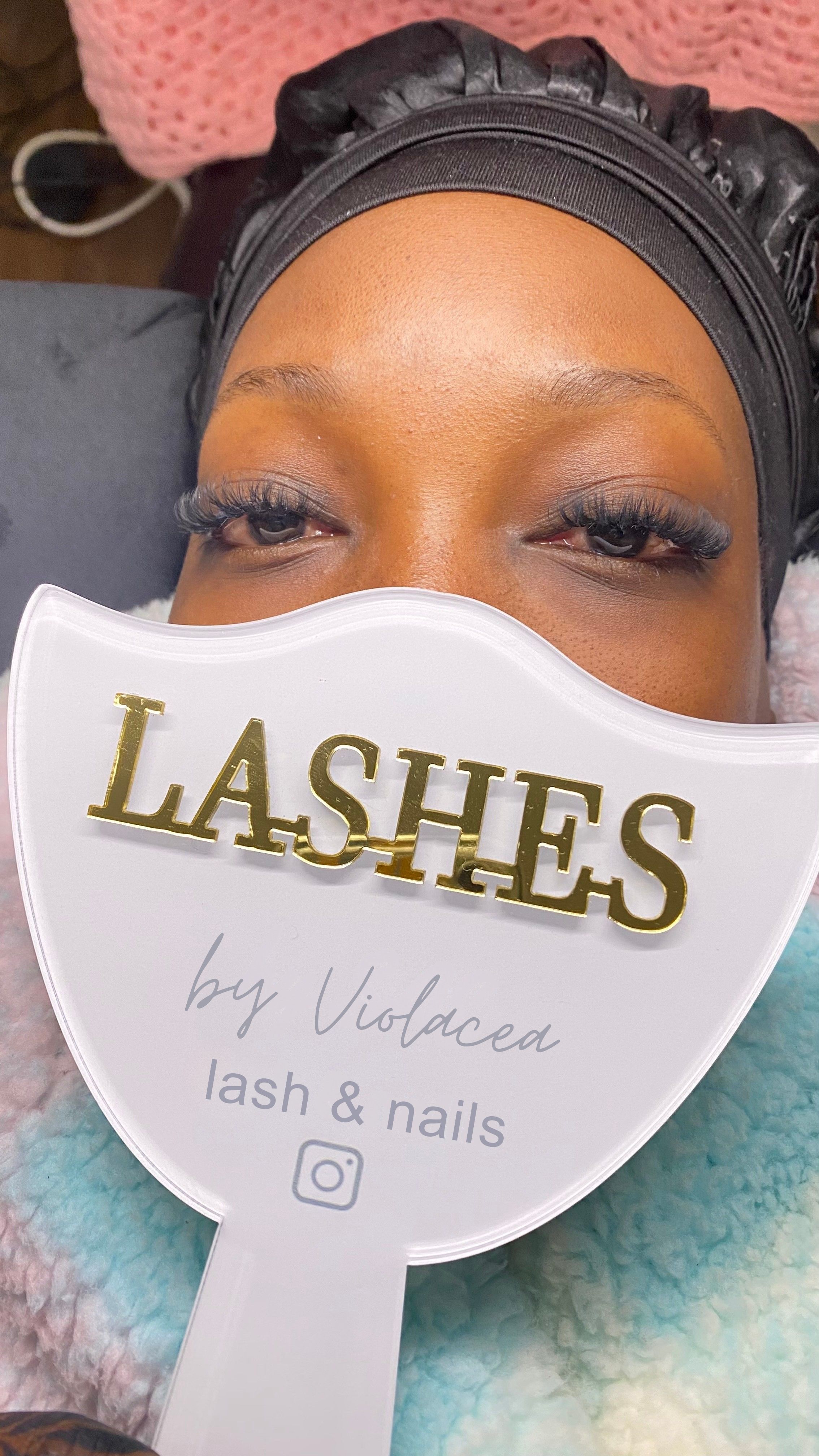 Mega Volume Lashes